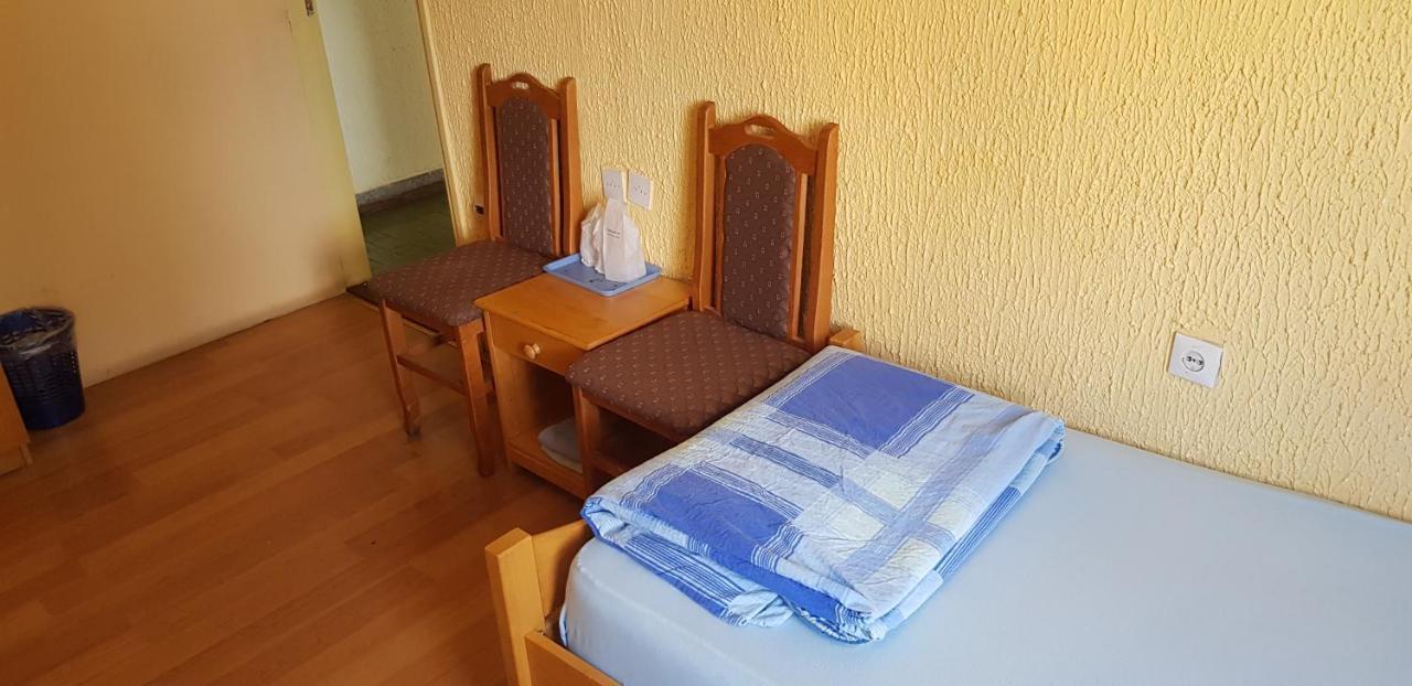 Hostel Av Palanka Екстериор снимка